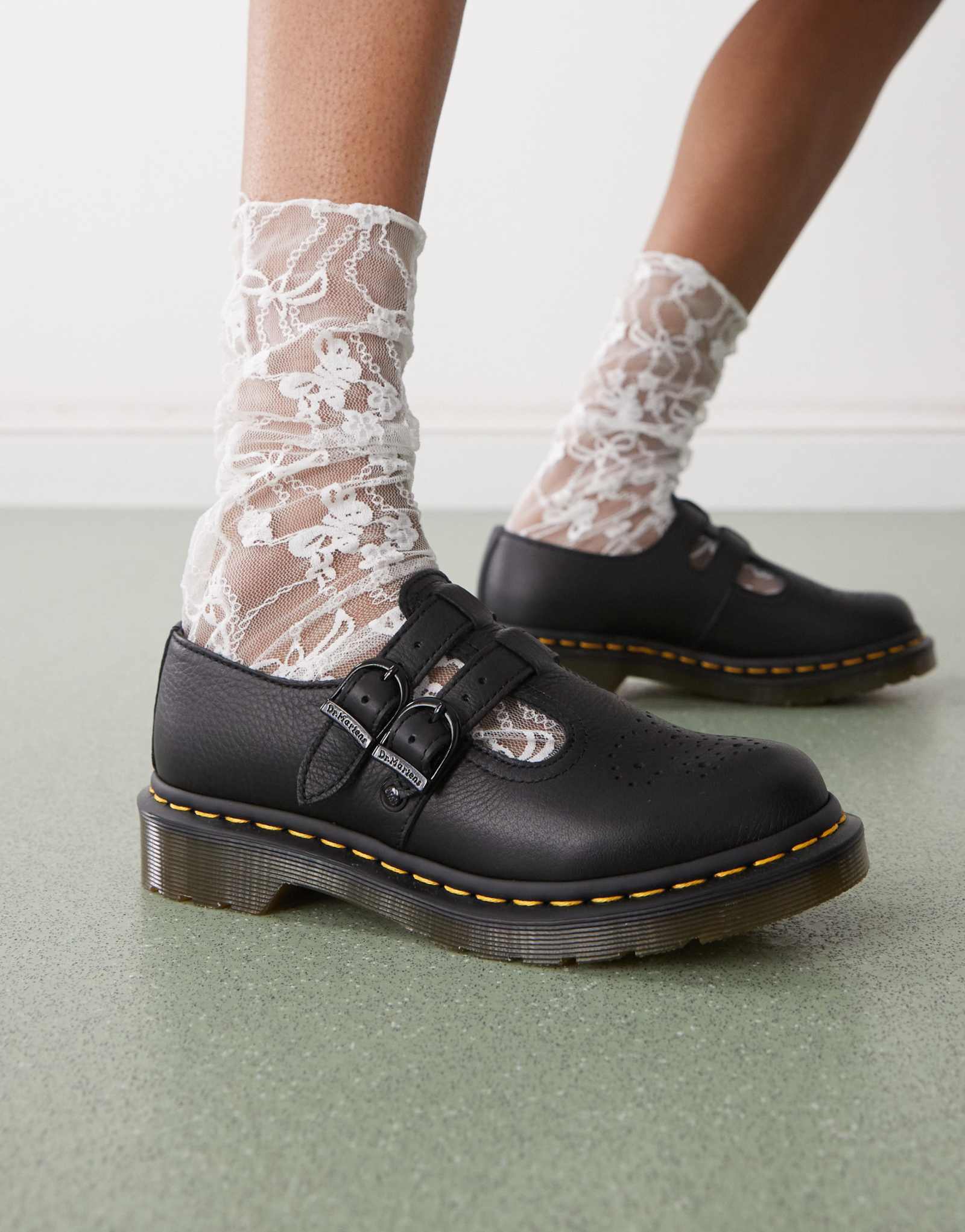 Туфли Dr Martens 8065 Mary Jane из черной кожи
