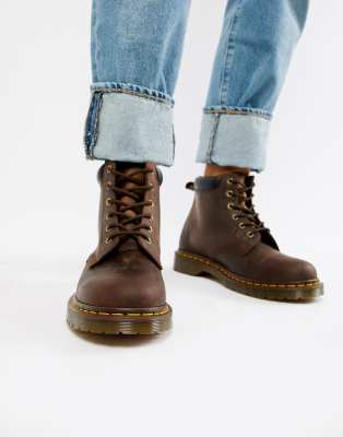 dr martens six eye boots