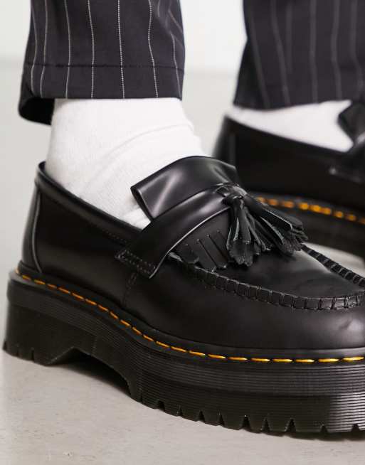 dr martens quad 5 tie stacked leather flat shoes in black