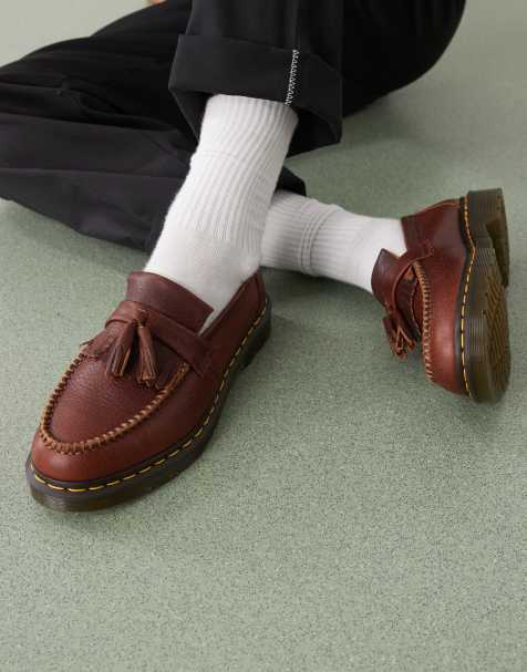 Dr. Martens – Adrian YS – Brązowe loafersy z frędzlami - view 1