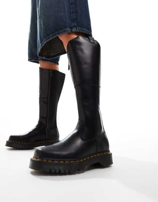 Dr. Martens Amaayah Bottes cavalieres en cuir Noir