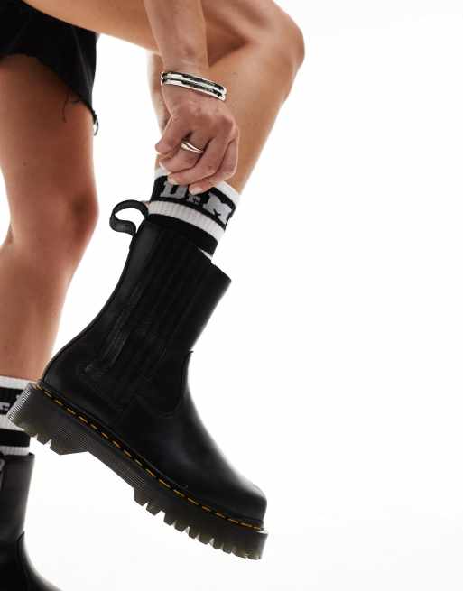 【Dr.Martens】 ★ Amaya Low ★ BLACK Dr Martens Amaayah Low Pull On Boots in Black Leather | ASOS
