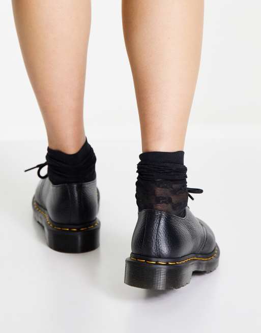 Dr Martens – Amore – Czarne buty z sercami na płaskiej podeszwie, 2 z 4