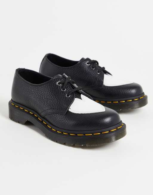 Doc martens with on sale hearts