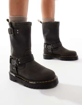 Dr. Martens - Anistone Hi - Lederstiefel zum Reinschlüpfen in Braun-Brown