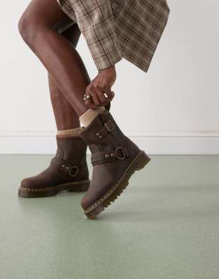 Dr Martens - Ankle-Boots in Braun mit Metalldetails-Brown