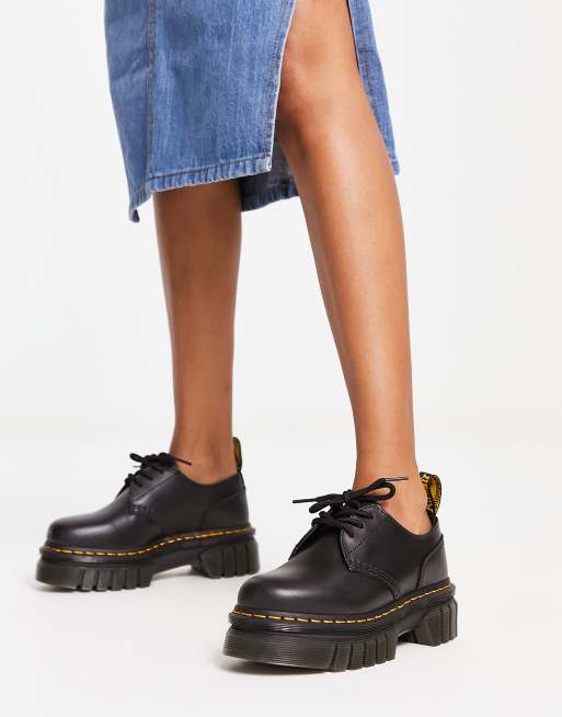 Dr Martens Audrick 3-eye shoes with chunky sole in black