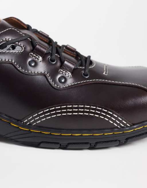 Dr Martens Aurix 5 eye shoes in spiced brown, 4 of 4