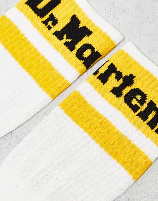Dr. Martens – Biało-żółte skarpetki sportowe unisex z logo, 3 z 4