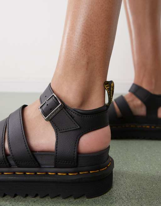 Dr. Martens BLAIRE・UK6 Dr Martens Blaire sandals in black | ASOS