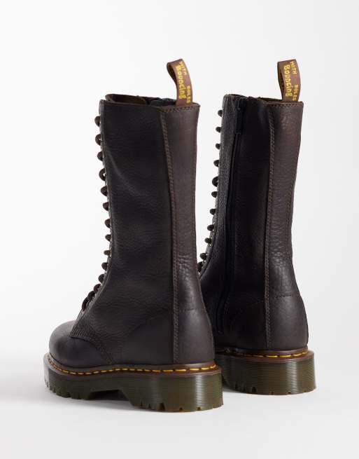 Dr Martens - Botas Bex de 14 ojales en marrón oscuro, 4 de 4