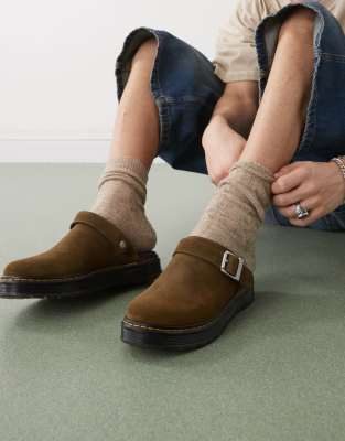  Brookline mules in brown