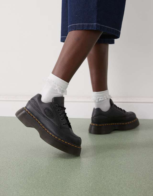 Dr Martens Buzz 5 eye shoes in black | ASOS