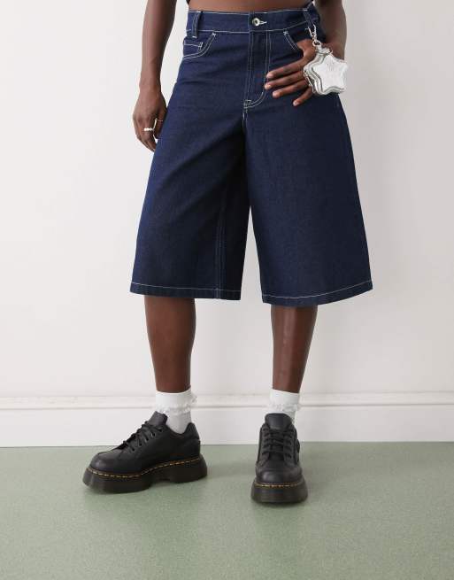 Dr Martens Buzz 5 eye shoes in black, 2 of 4