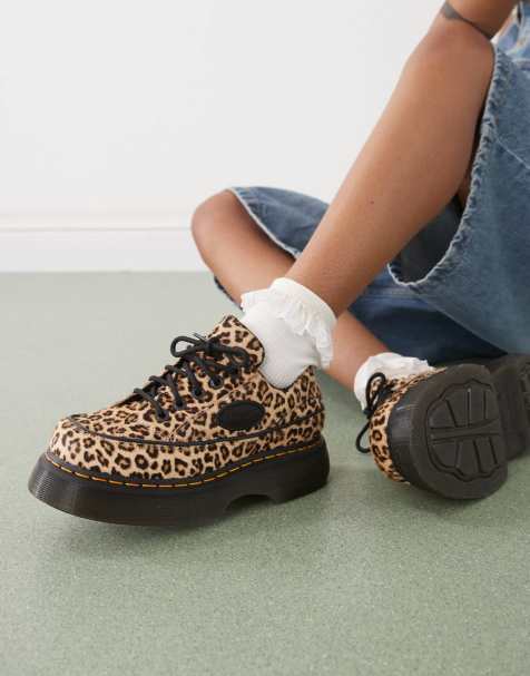 Dr Martens Buzz 5 eye shoes in leopard print - view 1
