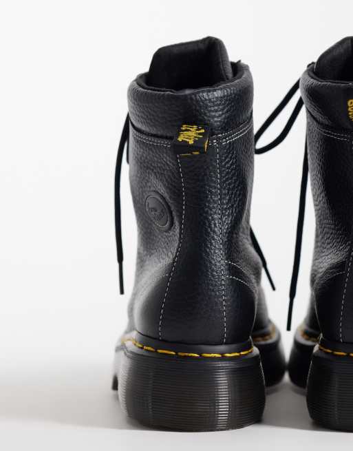 Dr Martens Buzz 8 eye boot in black, 3 of 4
