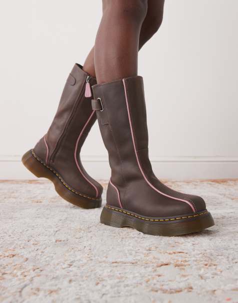 Dr. Martens – Buzz – Ciemnobrązowe kozak z kontrastowym wykończeniem - view 1