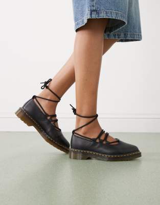 Dr Martens Dr Martens Elphie II lace up shoes in black