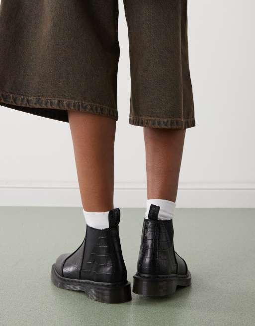 Dr. Martens – II Bianca – Czarne sztyblety w krokodyli wzór, 4 z 4