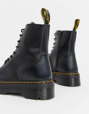 dr martens 2976 chelsea boots in all black