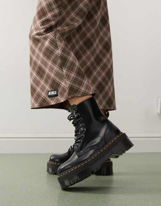 Dr Martens – Jadon – Boots i smidigt läder med platå och 8-par öljetter i unisex-modell, 2 av 4