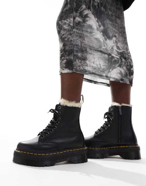 Dr Martens – Jadon – Czarne botki do kostek z 8 oczkami i podszewką z futerka - view 1