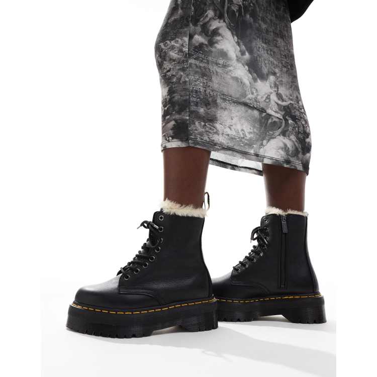 Dr Martens – Jadon – Czarne botki do kostek z 8 oczkami i