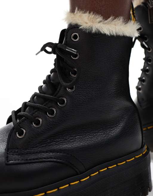 Dr Martens – Jadon – Czarne botki do kostek z 8 oczkami i