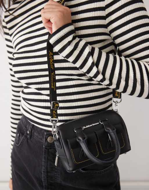Dr. Martens – Kleine Tasche in Schwarz mit Tragegriff und Kontrastnähten, 4 von 4