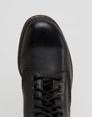 dr martens lite newton