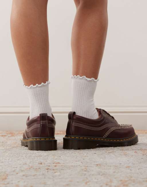 Dr. Martens - Lowell - Chaussures unisexes à surpiqûres contrastantes - Rouge cerise, 4 de 4