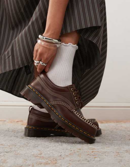 Dr Martens - Lowell - Scarpe unisex marrone caramello con cuciture a contrasto, 3 di 4