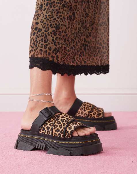 Dr Martens Mattison slides in leopard print - view 1