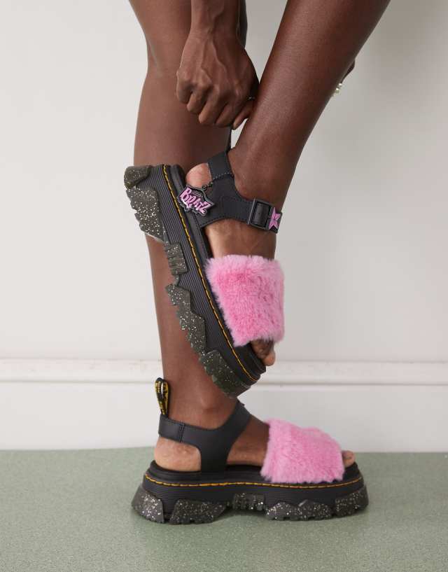 Dr Martens Mattison strap Bratz sandal in pink | ASOS