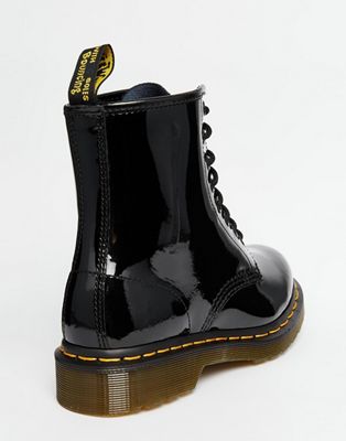 dr martens shiny black boots