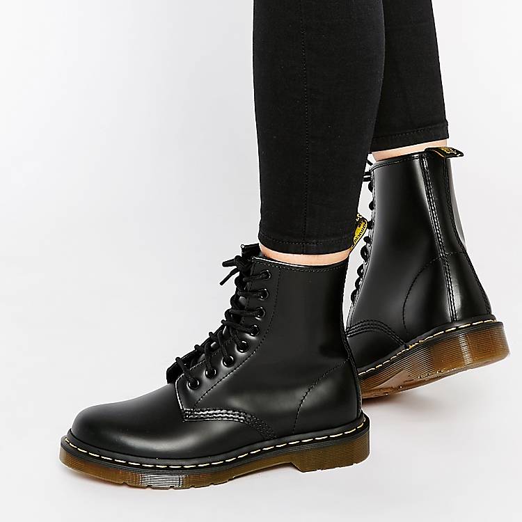 Unchanged Daisy Cradle Dr Martens Modern Classics Smooth 1460 8-Eye Boots | ASOS