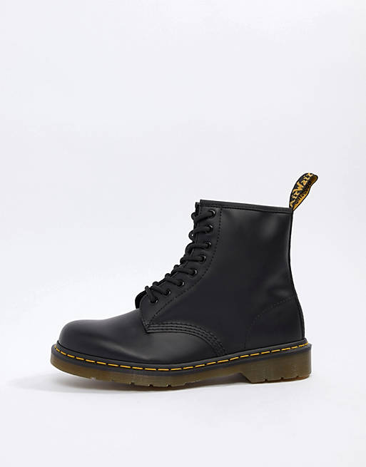 Dr Martens Original 8-Eye boots in black 11822006