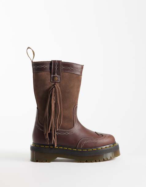 Dr. Martens – Rodeo – Schlupfstiefel aus dunkelbraunem Wildleder mit Fransen - view 1