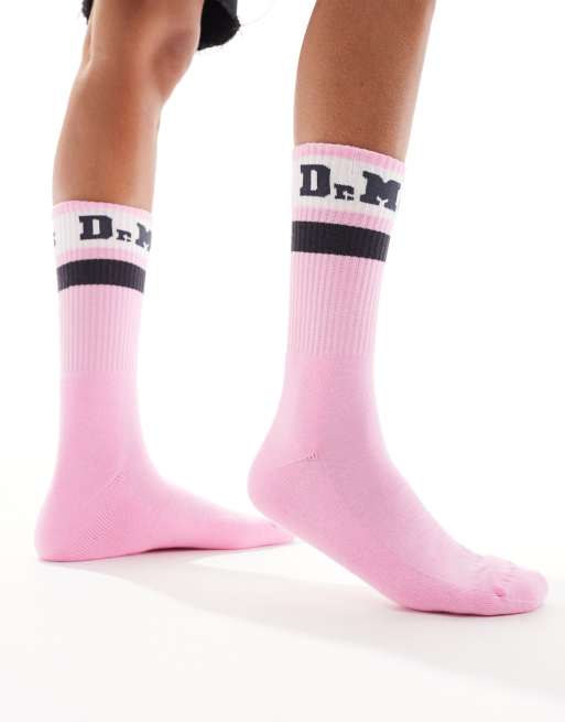 Dr. Martens Socken in Rosa mit sportlichem Logo ASOS