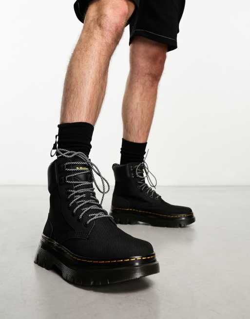 Schwarz cheap dr martens