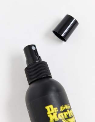 dr martens ultra protector spray