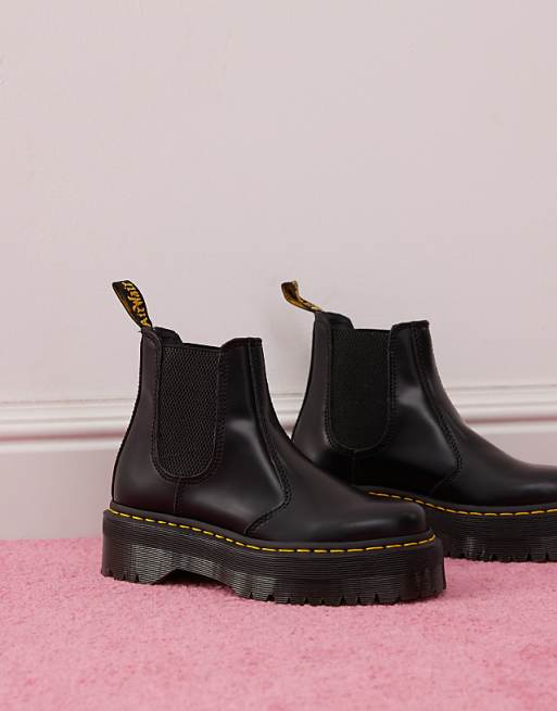 Dr Martens unisex 2976 Quad chelsea boots in black polished Dr Martens unisex 2976 Quad chelsea boots in black polished