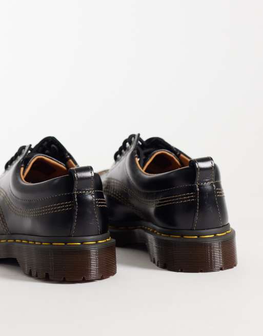 Dr Martens Unisex Lowell contrast stitch shoe in black, 4 of 4