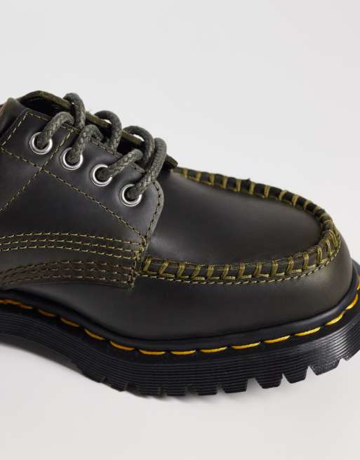 Dr Martens Unisex Lowell contrast stitch shoes in olive green, 4 of 4