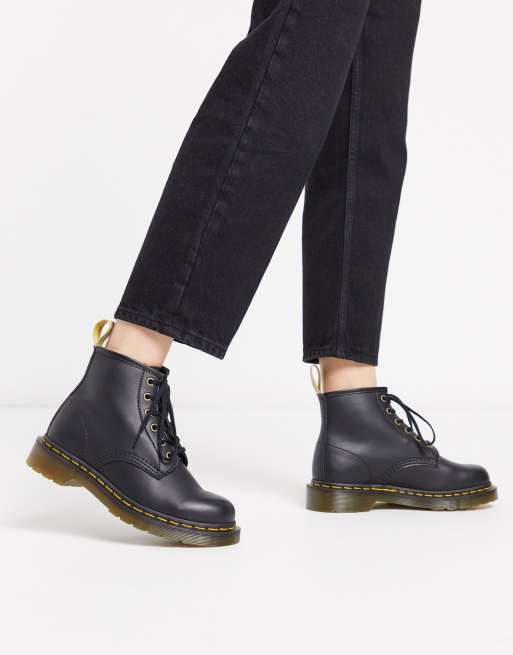 doc marten 6 eye boots