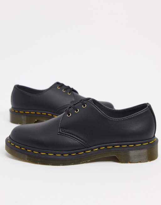 Kritisk kvarter gas Dr Martens Vegan 1461 3 eye flat shoes in black | ASOS