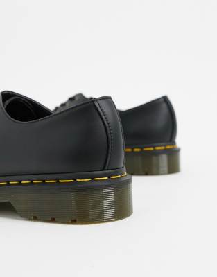 1461 dr martens vegan