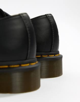 dr martens vegan 3 eye