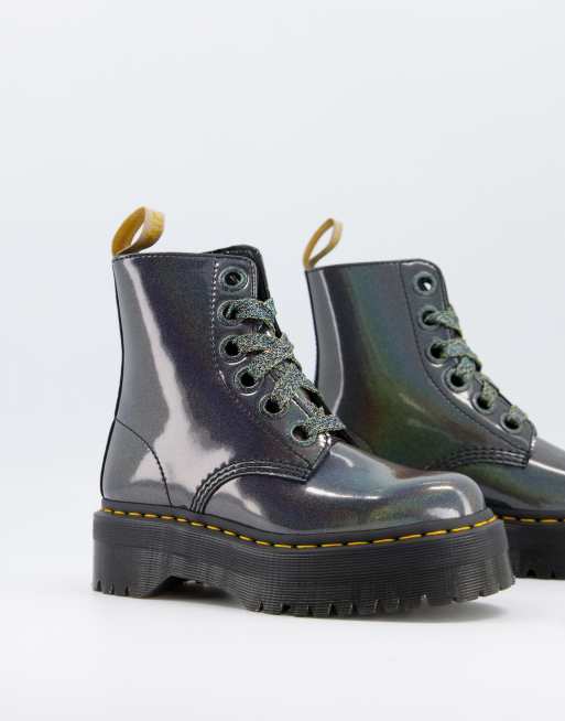 Dr Martens - Vegan Molly - Stivaletti flatform con suola spessa, colore  canna di fucile con riflessi stile prisma | ASOS