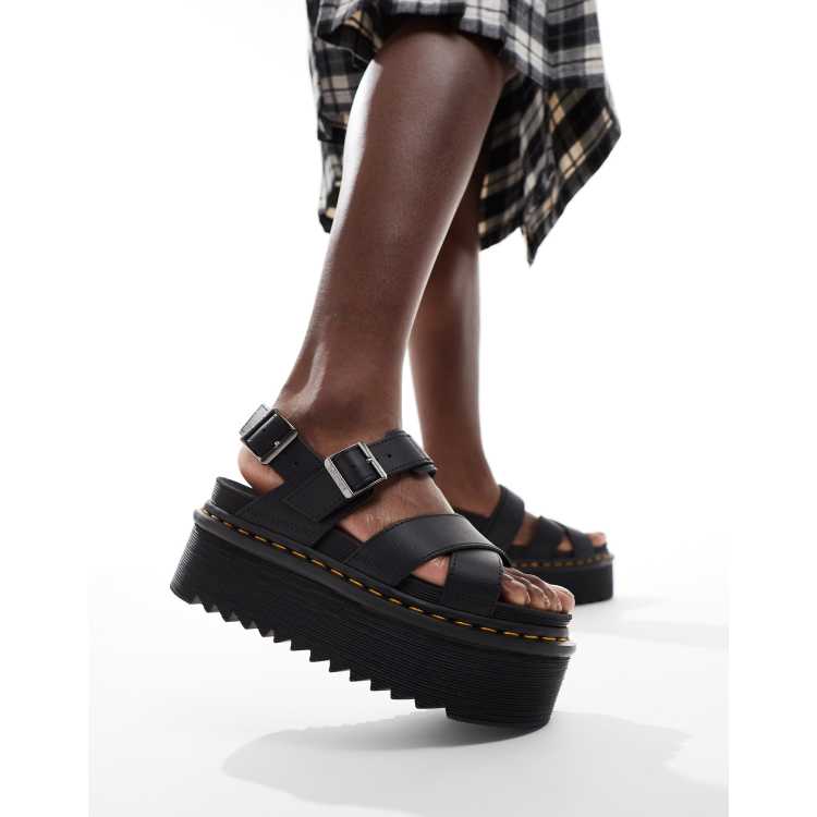 Dr martens 2025 voss sandals